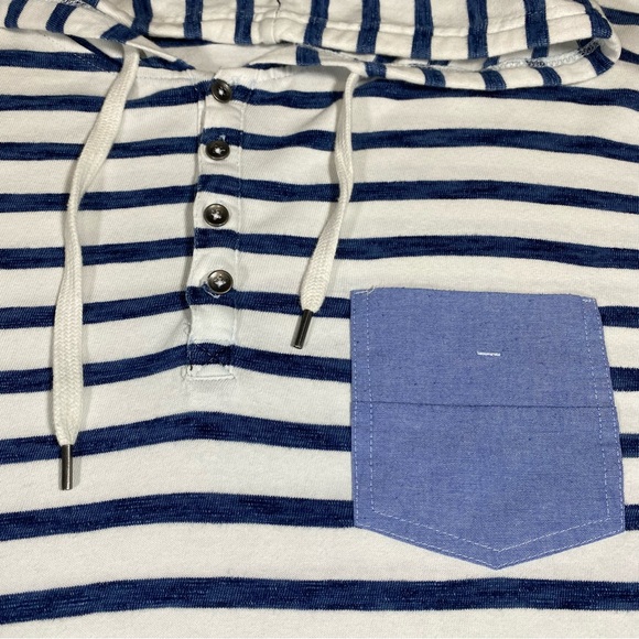 Charleston Threads Hooded Shirt Men’s XL White Blue Striped Lightweight Patch - Picture 4 of 11